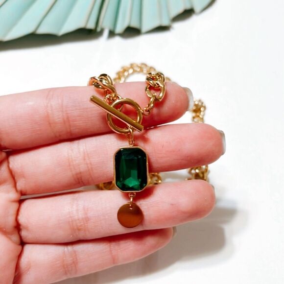 Green crystal drop necklace S240 - Picture 4 of 4